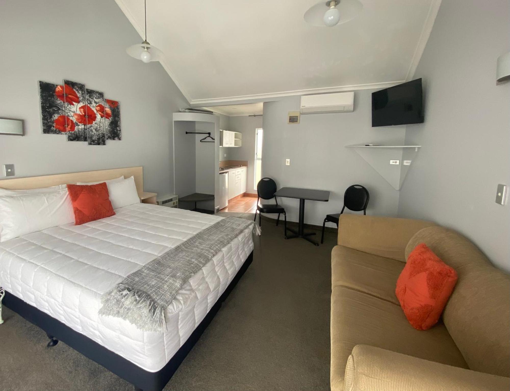 Lakeside Taupo Motel מראה חיצוני תמונה