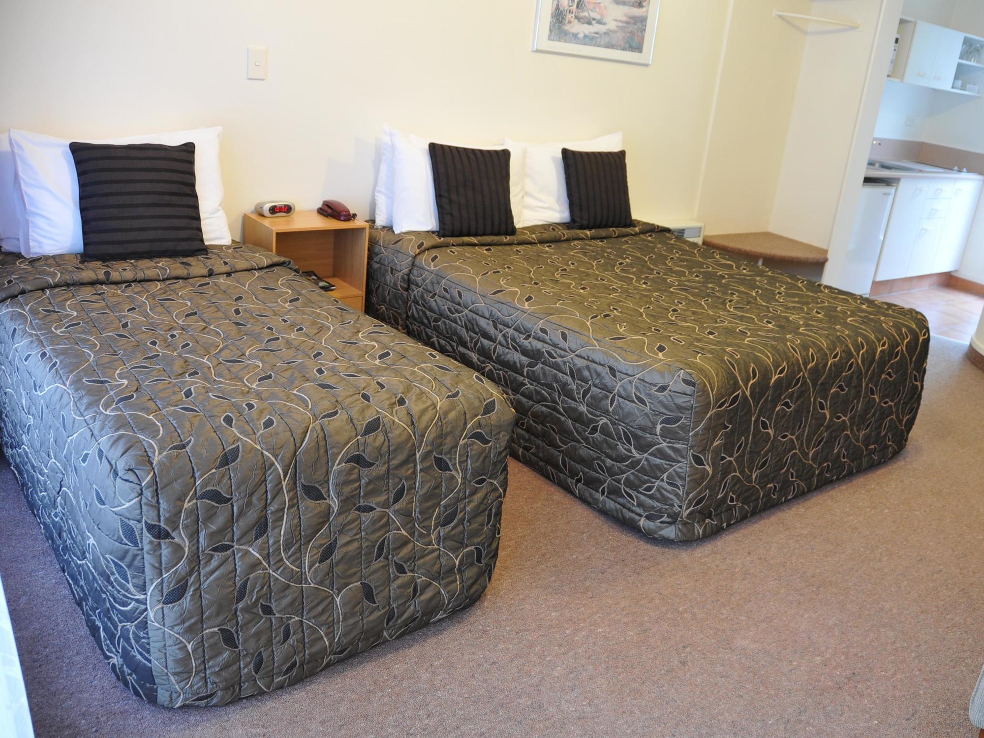 Lakeside Taupo Motel מראה חיצוני תמונה